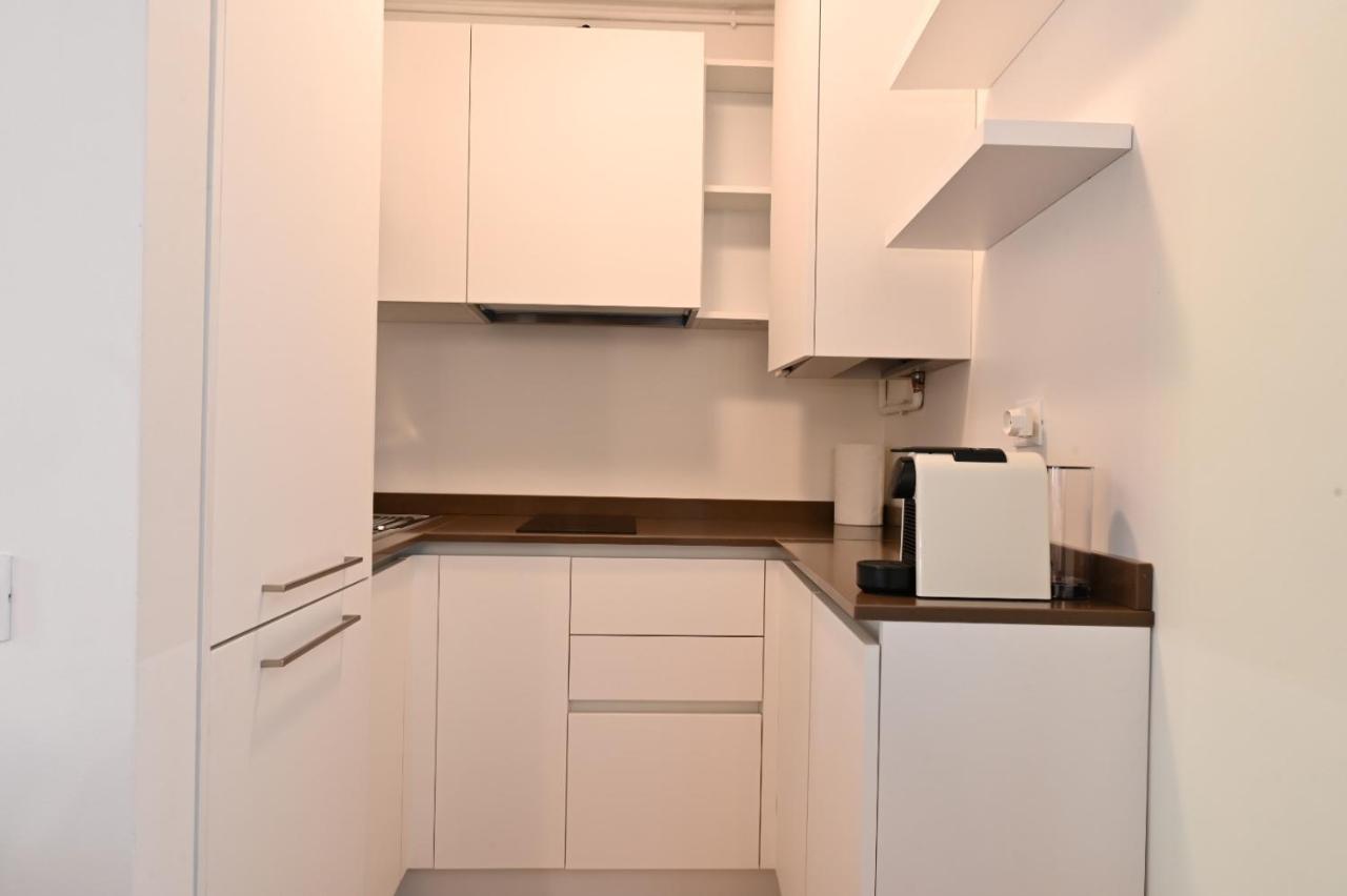 Appartamento Le Guglie In Piazza Castello - Centro Storico Milan Extérieur photo