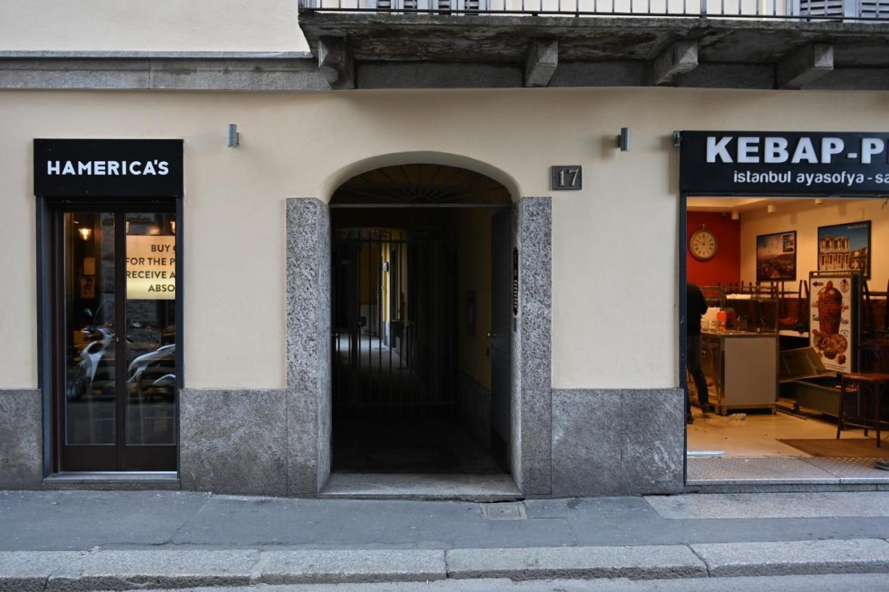 Appartamento Le Guglie In Piazza Castello - Centro Storico Milan Extérieur photo