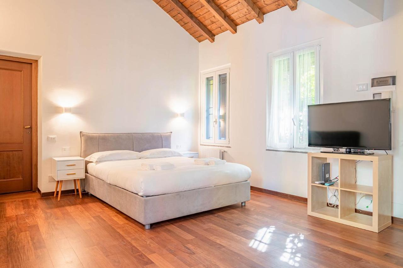 Appartamento Le Guglie In Piazza Castello - Centro Storico Milan Extérieur photo